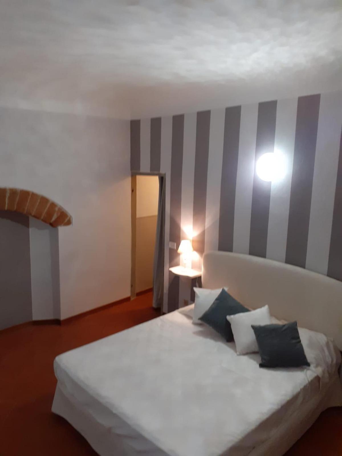 Apartamento La Perla Di Porcellana Santa Maria Novella Florencia Exterior foto